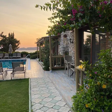 Suna House Konukevi Söğüt