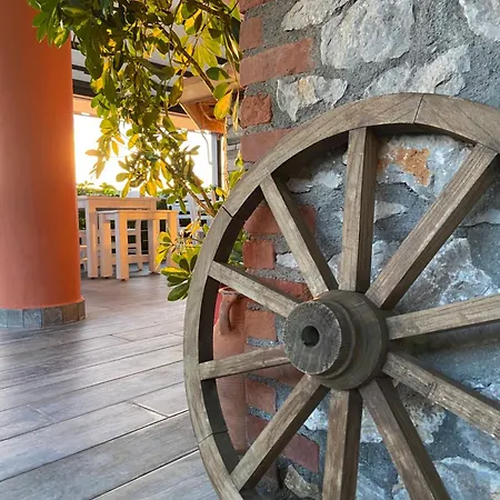 בית הארחה Suna House