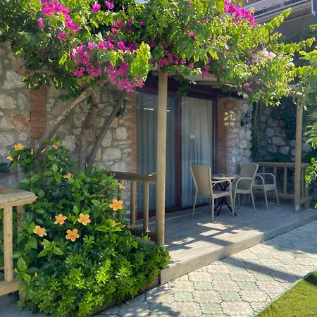 Suna House Konukevi *